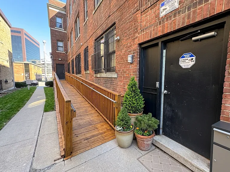 167 Seymour St — Photo 22