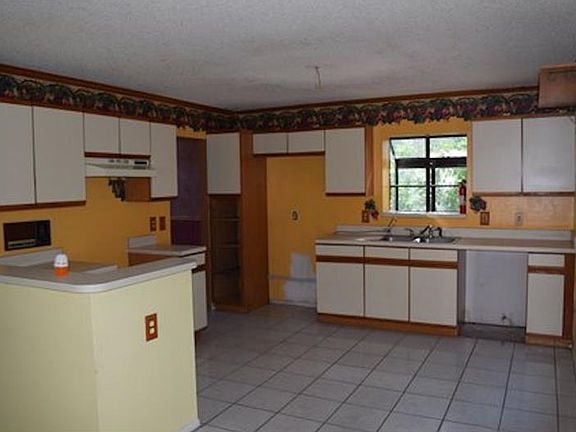 5th image of 5682 Breckenridge Cir