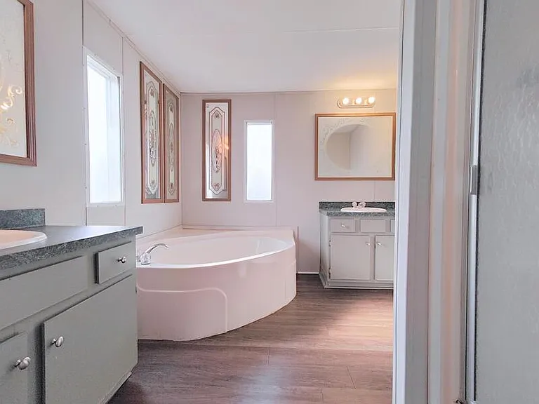 504 Sunshine Dr — Photo 7