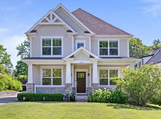 601 Greenwood Ave, Glencoe, IL 60022