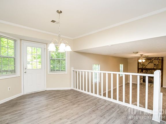 4th image of 4701 Cedar Lake Dr SE