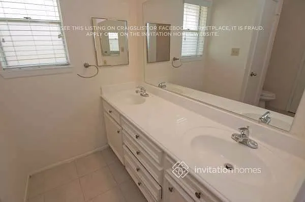 16223 Barcelona Dr — Photo 11