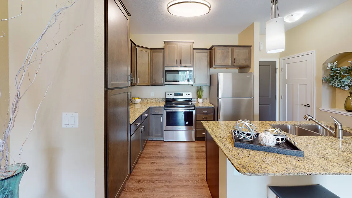 Building Photo - Skye at Arbor Lakes