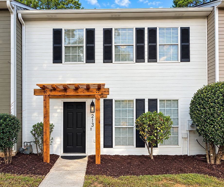 213 Willow Point Cir - Property Image