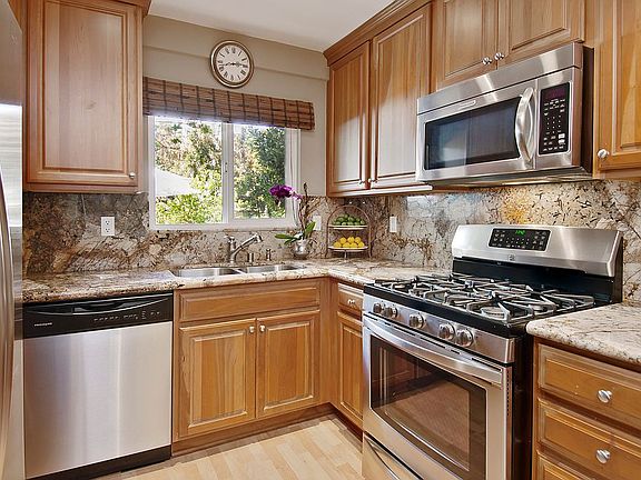 2nd image of 1250 Alessandro Dr