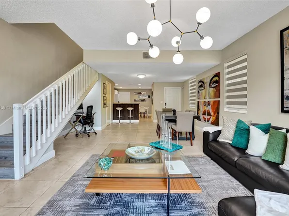 1438 Veracruz Ln #1-6, Weston, FL 33327
