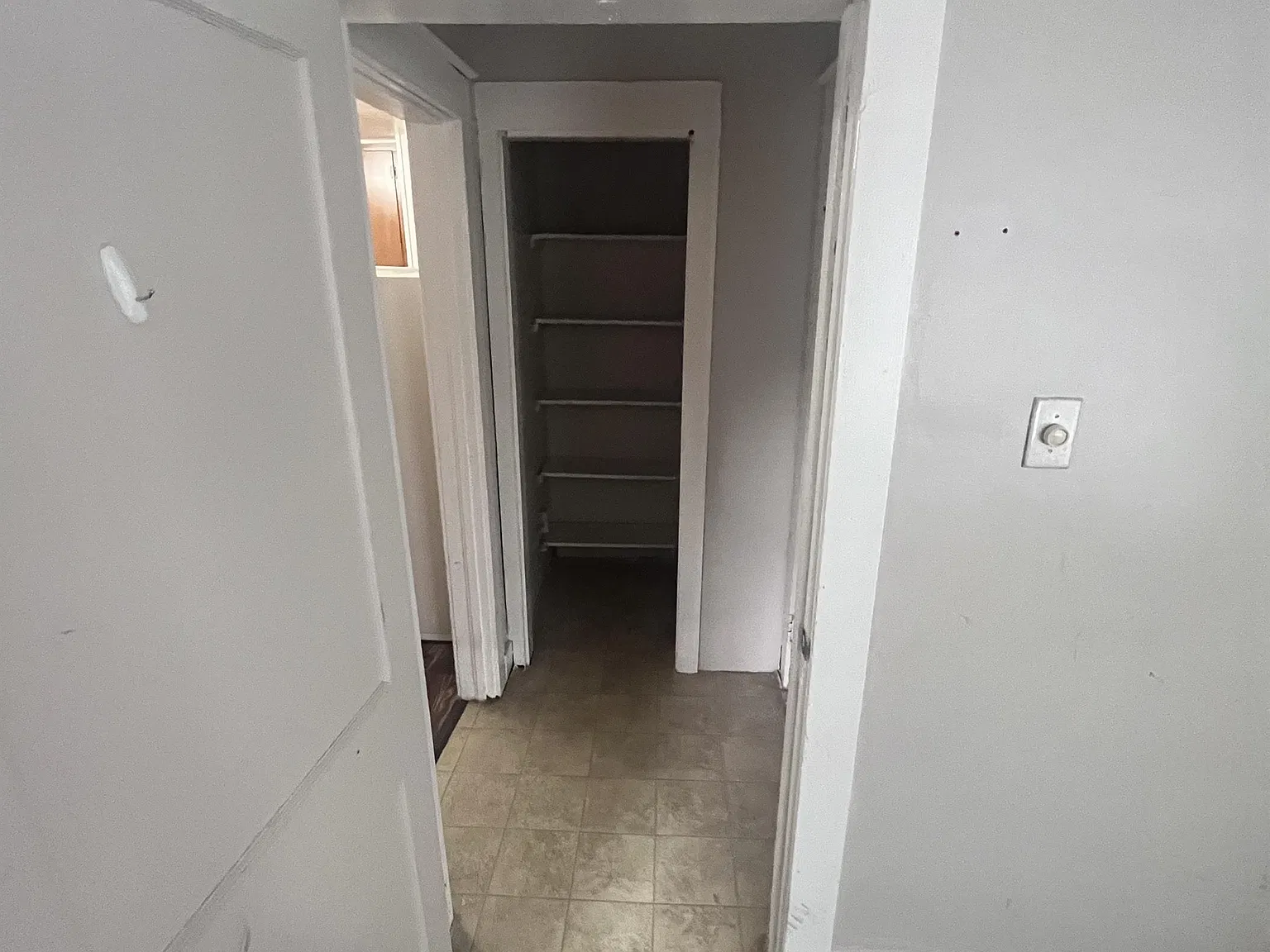 310 E Main Street - 1B — Photo 4