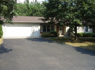 1350 Fox Ln, Plover, WI 54467