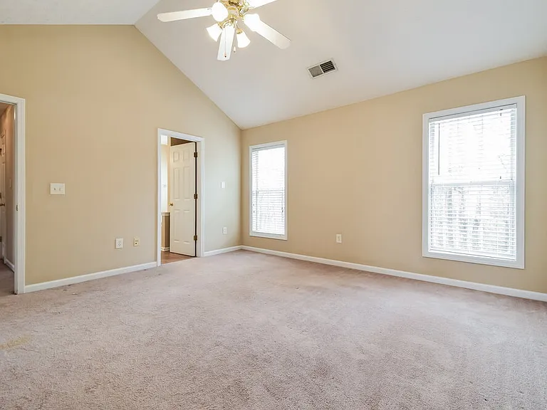 426 Baldwin Ct — Photo 11