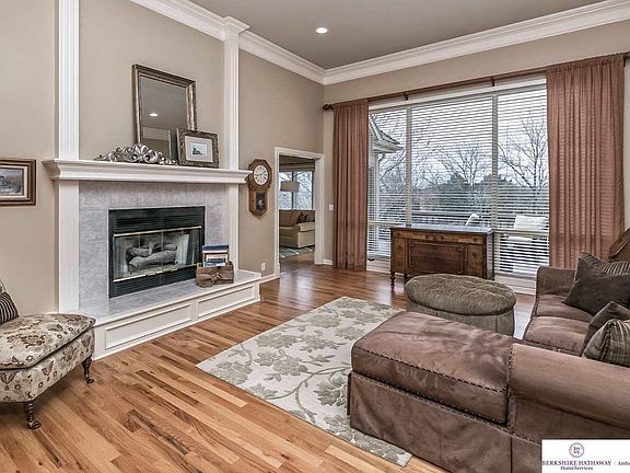 4th image of 2129 S 182nd Cir