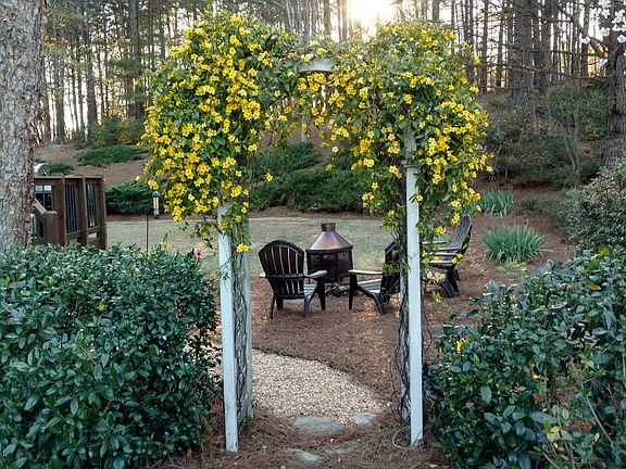 Side Yard - Arbor and Path