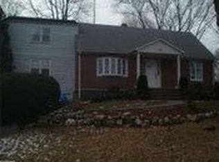 707 Old Town Rd, Bridgeport, CT 06606