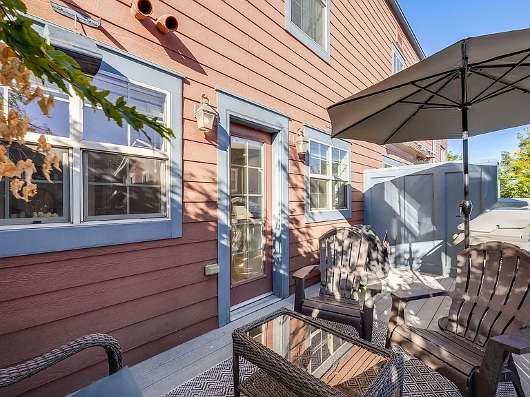 8360 E 29th Ave — Photo 12