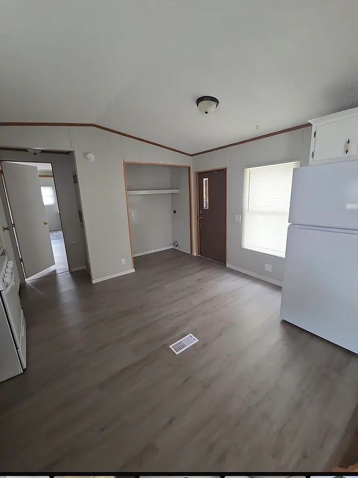 3 bed, 2.0 bath, $25,000 — Photo 3