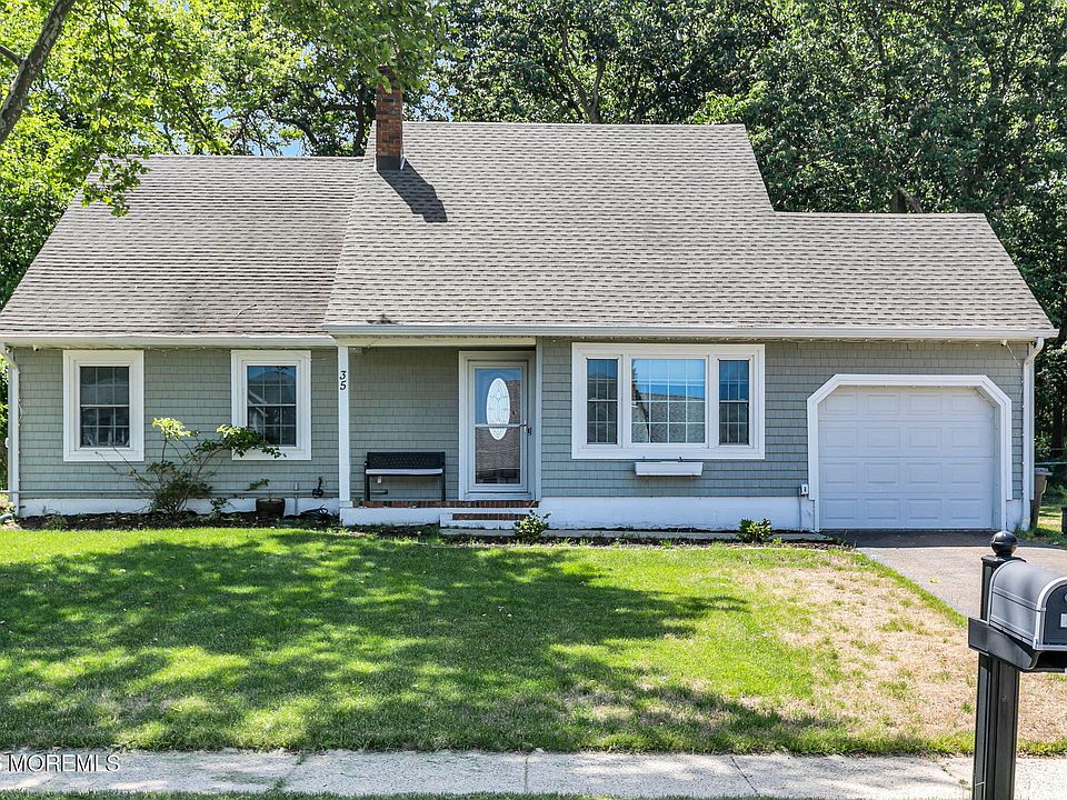 1st image of 35 Lisa Drive