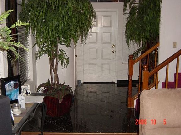 4th image of 8285 N 10th St