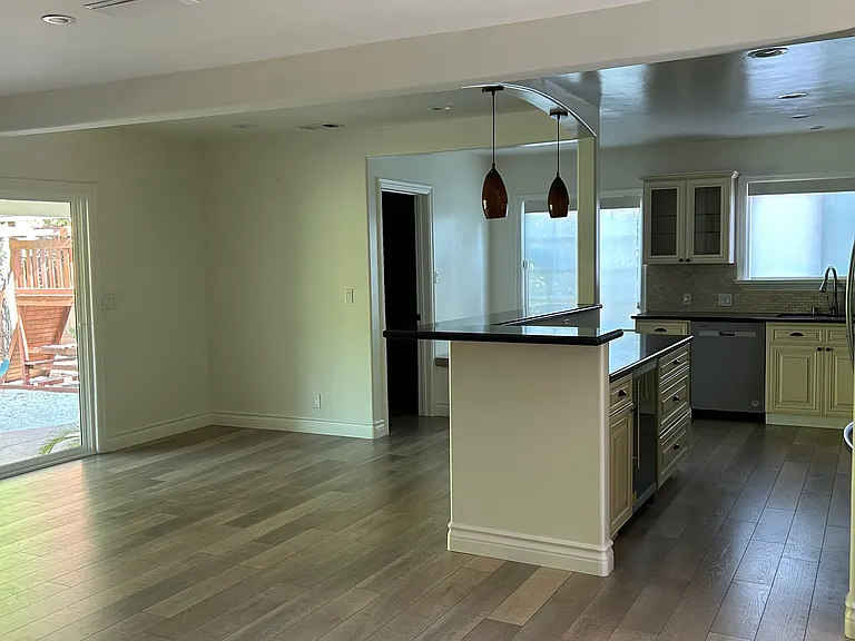 5400 Garden Grove Ave — Photo 14