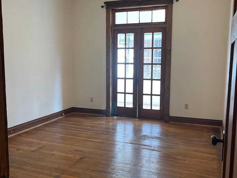 6108 Waterman Blvd — Photo 5