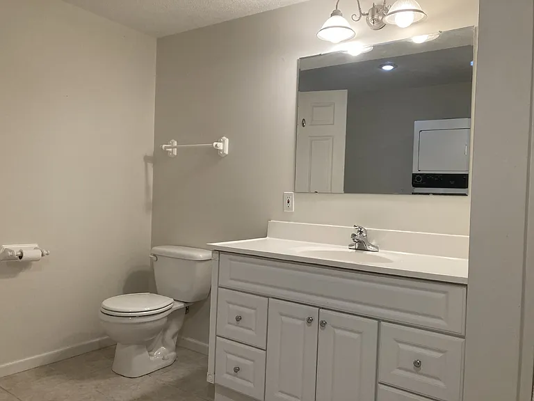 2703 Woodmeadow Dr SE — Photo 15