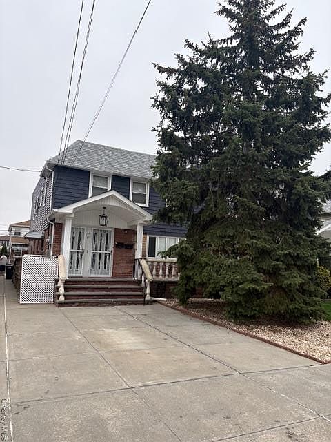 1st image of 155-51 Huron Street