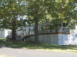 211 Ruby Cir, Galena, MO 65656