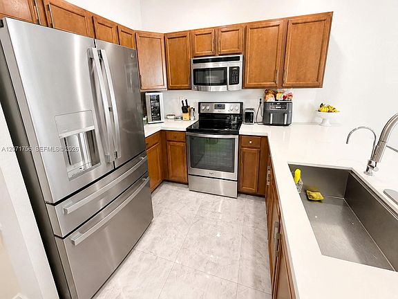 5th image of 8876 W 35th Way