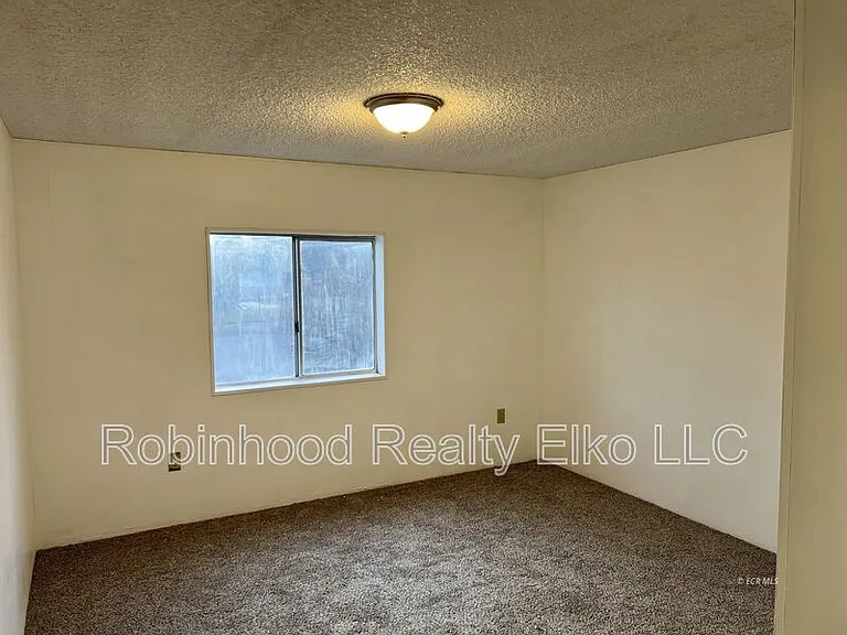 1006 Cedar St — Photo 23