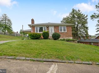 105 N 30th St, Harrisburg, PA 17111