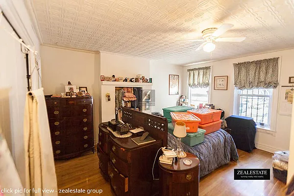 Rented by ZealEstate Group Inc | media 29