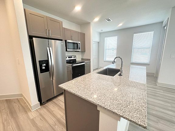 3rd image of 26585 E University Dr #207