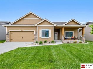 7162 N 167th Ave, Elkhorn, NE 68007