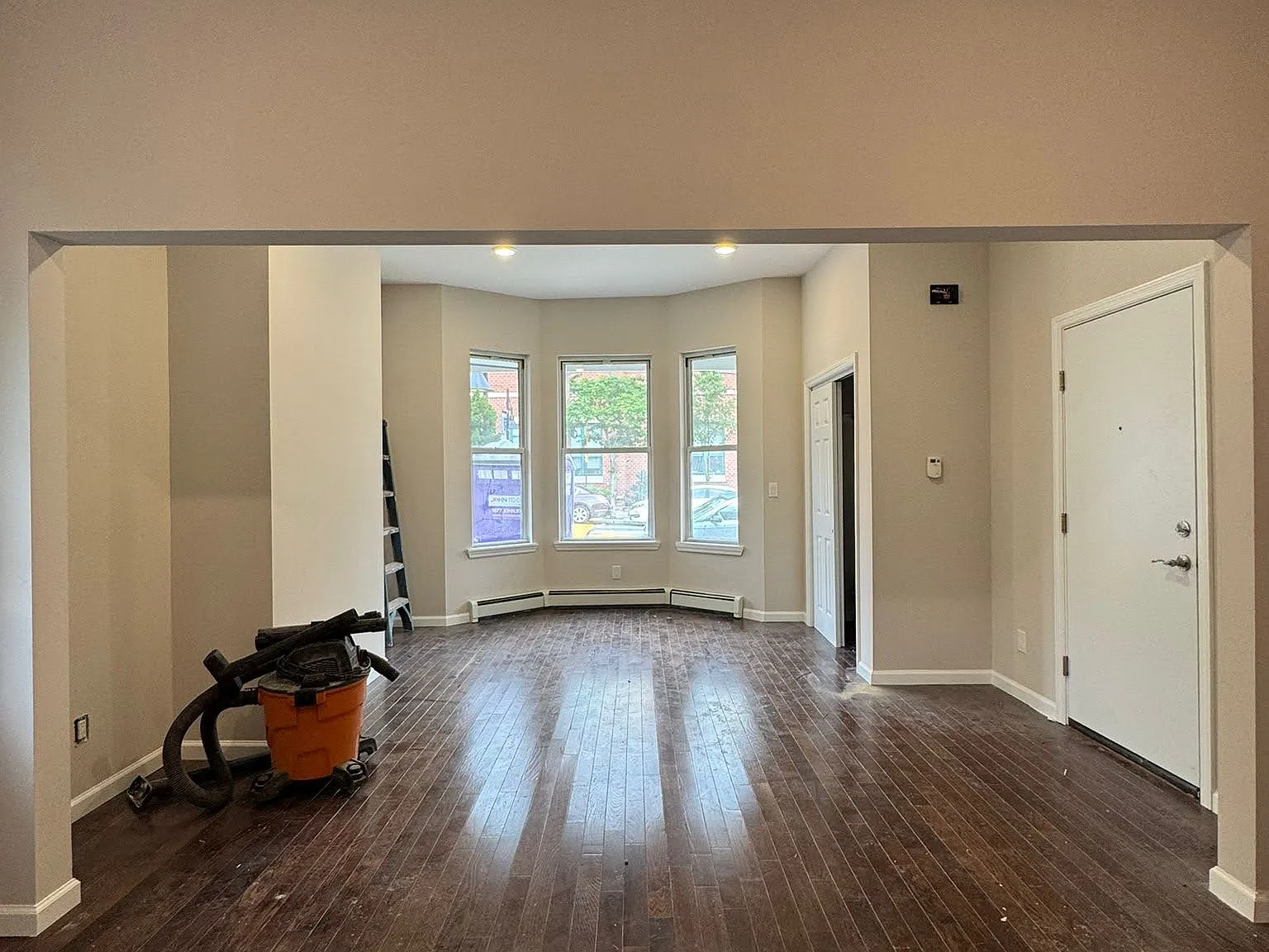 Studio, $1,800 — Photo 4