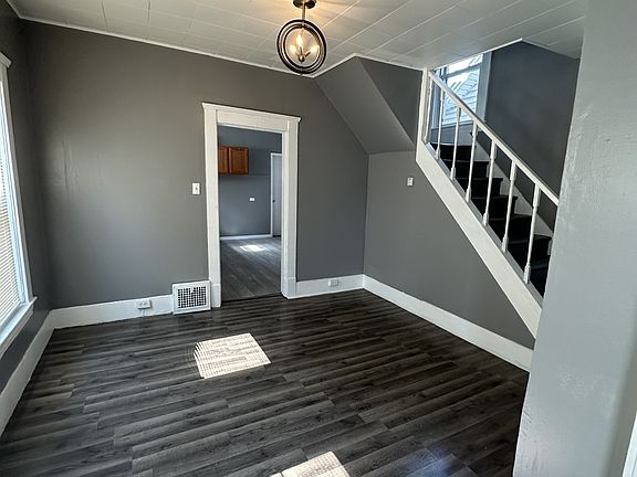 2nd image of 1534 W 102nd St