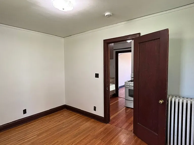 241 Dayton Ave — Photo 17