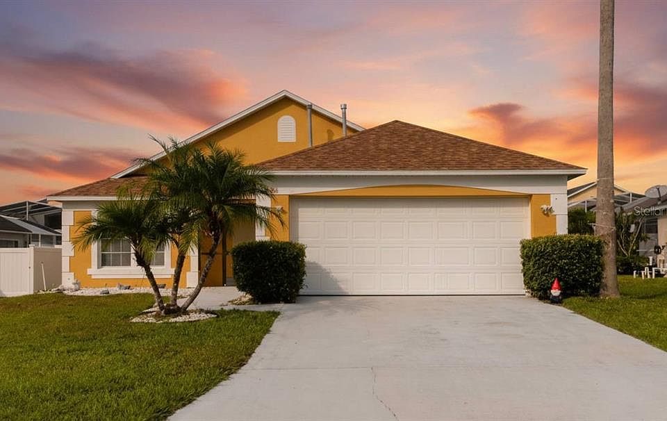 1st image of 208 Silverton Rd