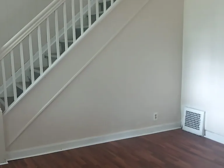110 Ivy St — Photo 18