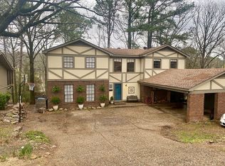 8 Lantern Hill Rd, Little Rock, AR 72227