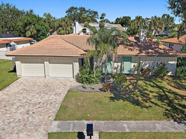 2827 Hardee Dr, Sarasota, FL 34231
