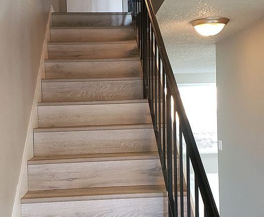 3rd image of 3011 Bridgeport Way W APT D