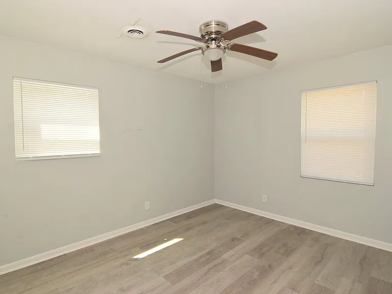 3613 Alene Cir — Photo 9