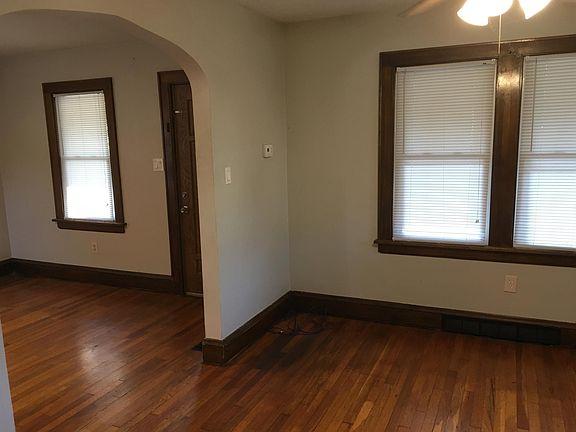 4th image of 1416 Dietz Ave