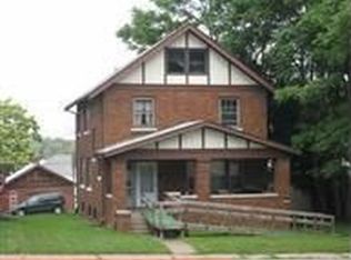 114 16th Ave, Moline, IL 61265