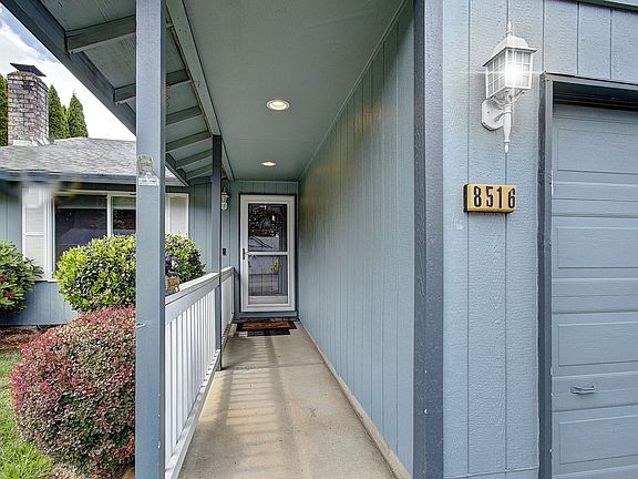 4th image of 8516 NE 161st Ave