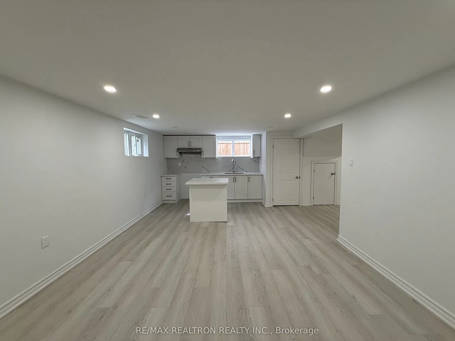 2 bed, $1,950 — Photo 2