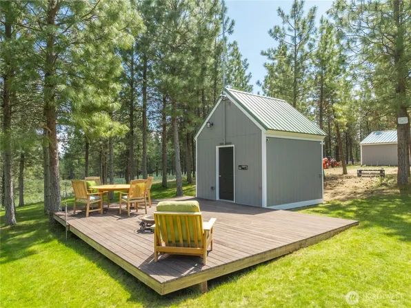 493 Bill Oules Road, Chelan, WA 98816