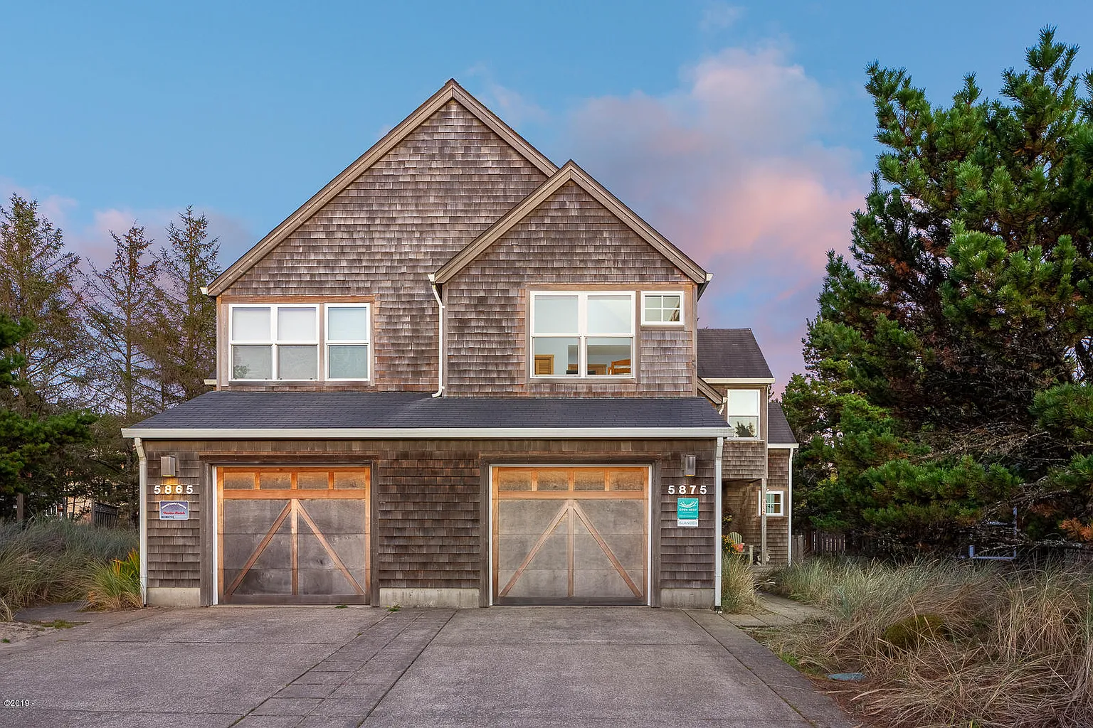5875 Barefoot Ln photo 1