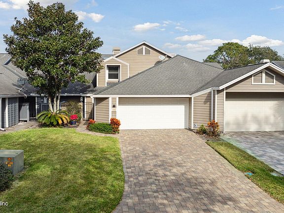 3rd image of 106 WILLOW POND Lane