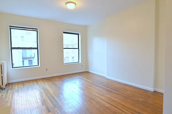 Rented by Manhattan Spaces | media 1