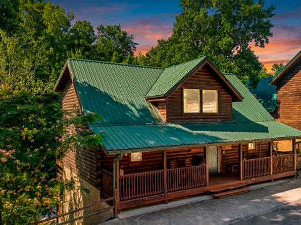 620 Chickasaw Gap Way, Pigeon Forge, TN 37863