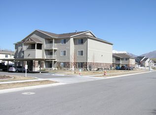 569 Rosewood Way APT 4, Layton, UT 84041